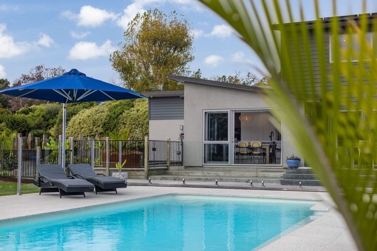 Photo of property in 1 Moss Lane, Raumati Beach, Paraparaumu, 5032