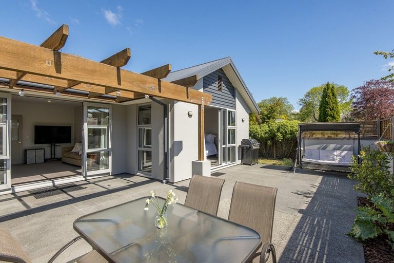 Photo of property in 30 John Campbell Crescent, Hillmorton, Christchurch, 8024