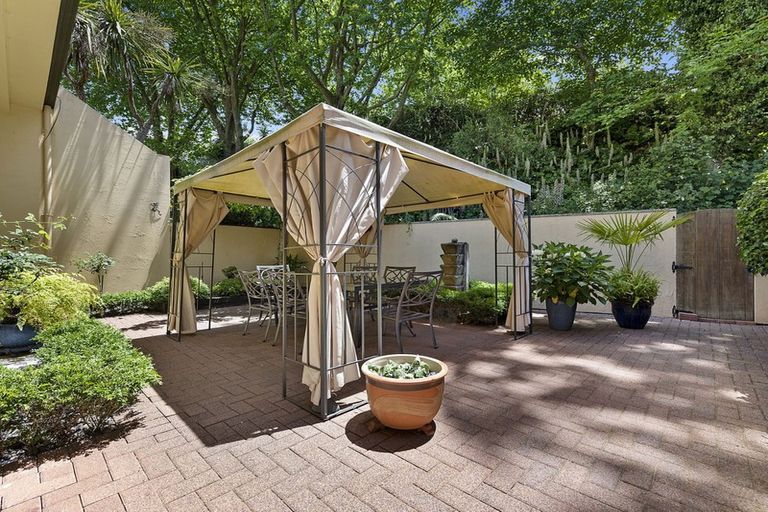 Photo of property in Waterford Estate, 11/102 Grantham Street, Hamilton Central, Hamilton, 3204