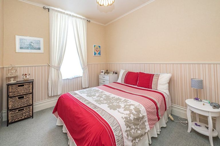 Photo of property in 17 Portal Street, Durie Hill, Whanganui, 4500