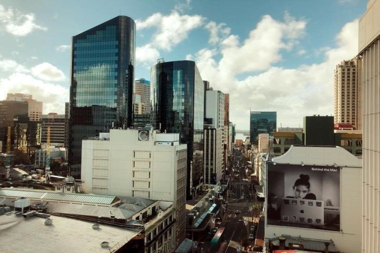 Photo of property in 290 Queen Street, Pukekohe, 2120