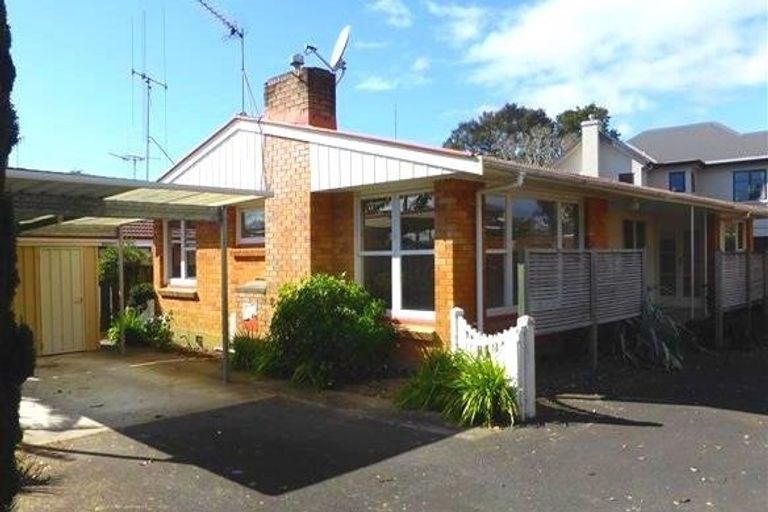 Photo of property in 64a Kings Avenue, Matua, Tauranga, 3110