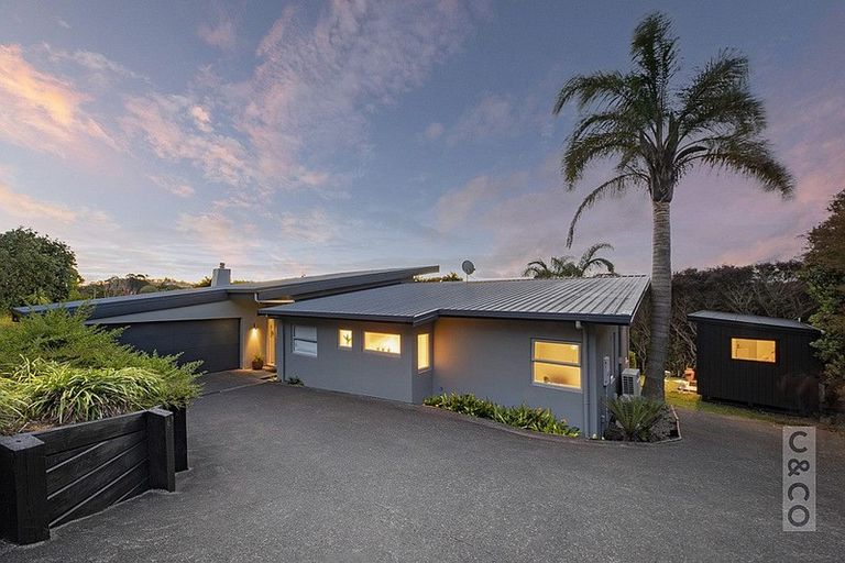 Photo of property in 10 The Rise, Waimauku, 0812