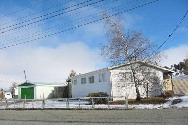 Photo of property in 1 Godley Street, Twizel, 7901