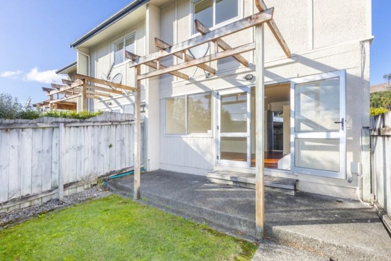 Photo of property in 7/3 Wilford Street, Wallaceville, Upper Hutt, 5018