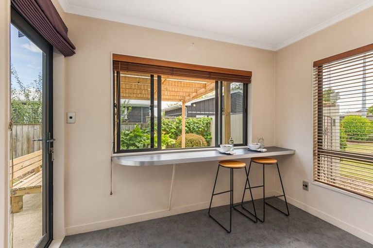 Photo of property in 88 Summerhill Drive, Fitzherbert, Palmerston North, 4410
