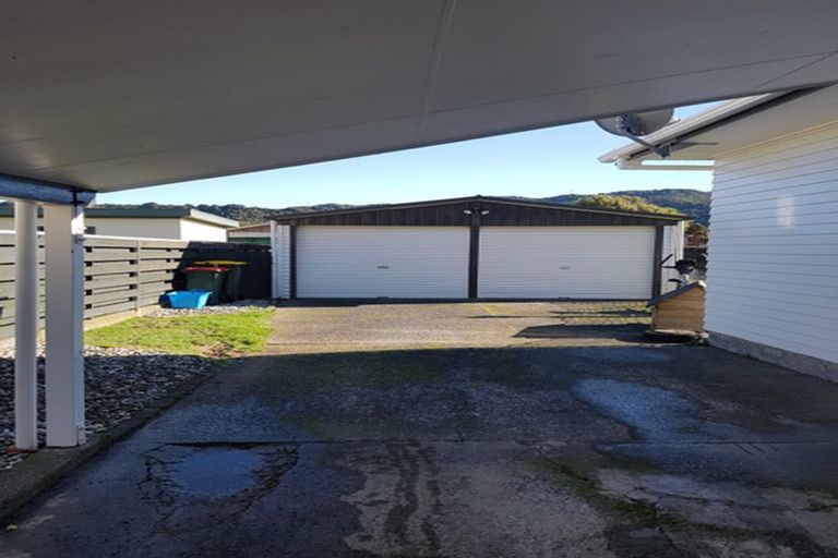 Photo of property in 15 Trelawney Road, Wainuiomata, Lower Hutt, 5014