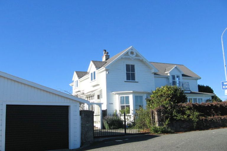 Photo of property in 1 Elizabeth Road, Bluff Hill, Napier, 4110