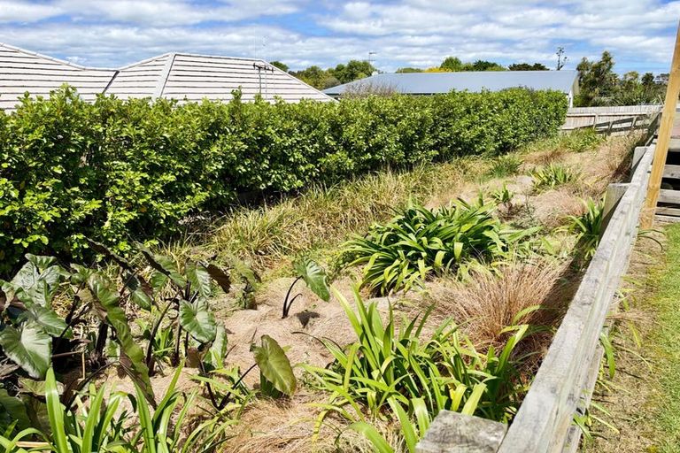 Photo of property in 3 Downer Access Road, Kaukapakapa, 0873