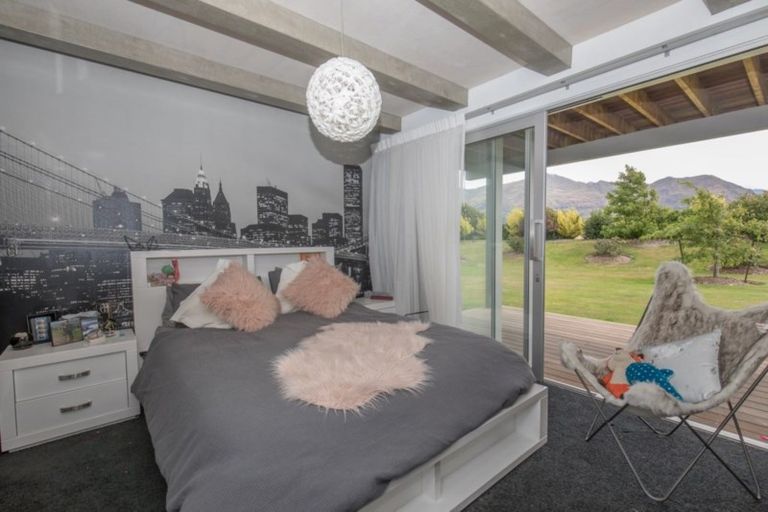 Photo of property in 27 Ridgecrest, Wanaka, 9305