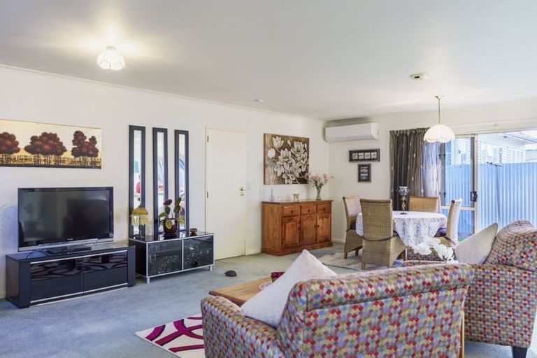 Photo of property in 2/50 Nuffield Avenue, Marewa, Napier, 4110