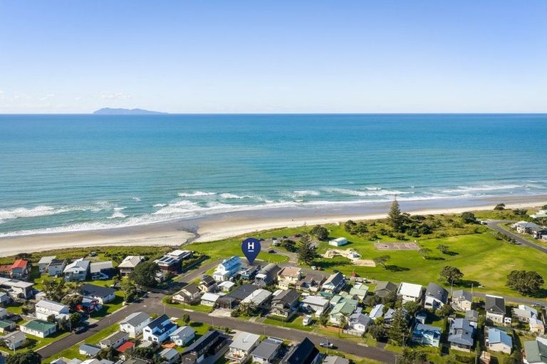 Photo of property in 3 Savage Avenue, Waihi Beach, 3611