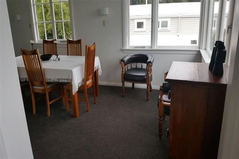 Photo of property in 9 Fillis Street, New Plymouth, 4310
