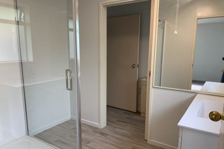 Photo of property in 1/15 Memorial Avenue, Ilam, Christchurch, 8053