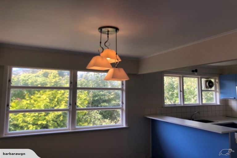 Photo of property in 15 Bancroft Terrace, Newlands, Wellington, 6037