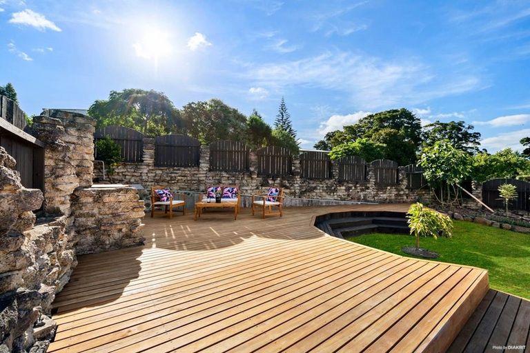 Photo of property in 2/23 The Glade S, Pukekohe, 2120