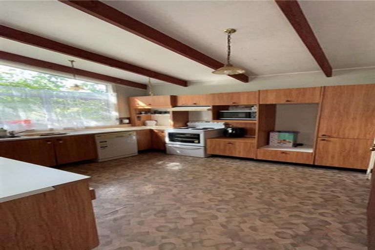 Photo of property in 405 Don Buck Road, Massey, Auckland, 0614