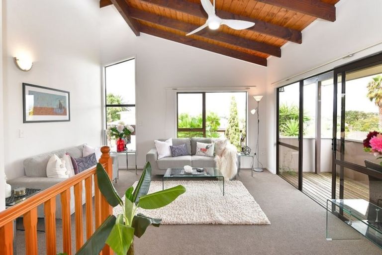 Photo of property in 61 Polkinghorne Drive, Manly, Whangaparaoa, 0930