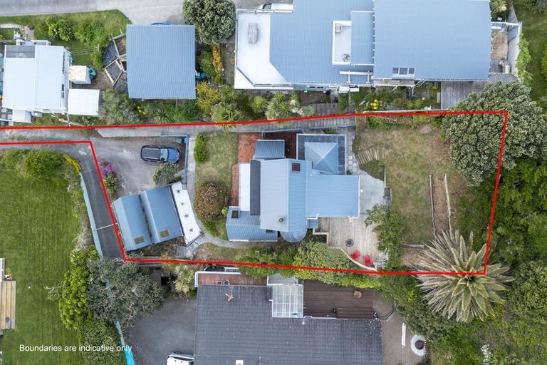 Photo of property in 62 The Parade, Paekakariki, 5034