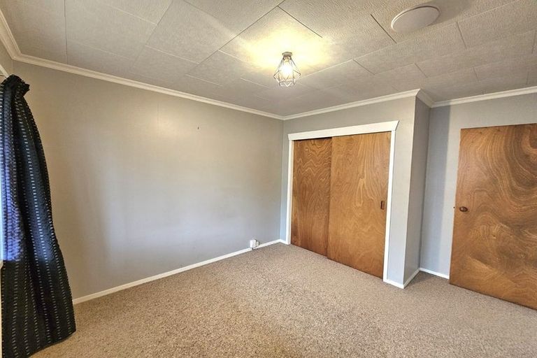 Photo of property in 23 Humphries Street, Inglewood, 4330