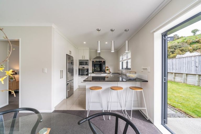 Photo of property in 107 Riverstone Drive, Riverstone Terraces, Upper Hutt, 5018