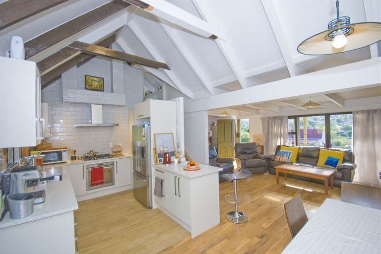 Photo of property in 13 Oaktree Avenue, Browns Bay, Auckland, 0630