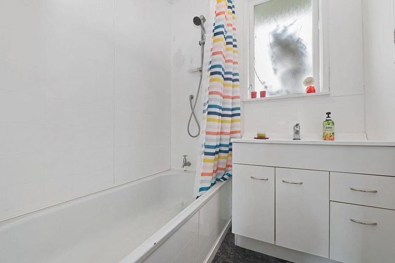 Photo of property in 82 Mallard Drive, Selwyn Heights, Rotorua, 3015