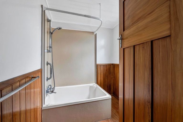 Photo of property in 155 Regan Street, Stratford, 4332