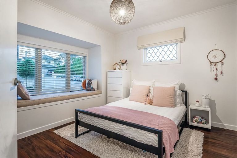 Photo of property in 3/22 Stanley Avenue, Milford, Auckland, 0620