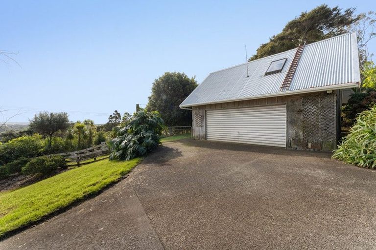 Photo of property in 219 School Road, Waimauku, 0881