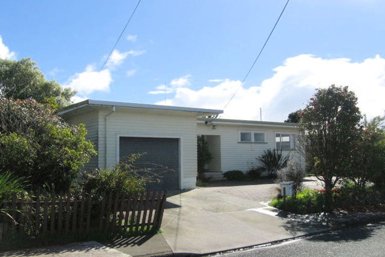 Photo of property in 32 Anzac Road, Morningside, Whangarei, 0110