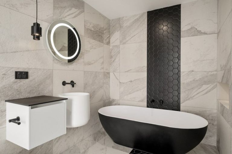 Photo of property in 58 Forest Heights, Wanaka, 9305