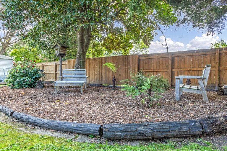 Photo of property in 1/37 Wood Street, Takaro, Palmerston North, 4410