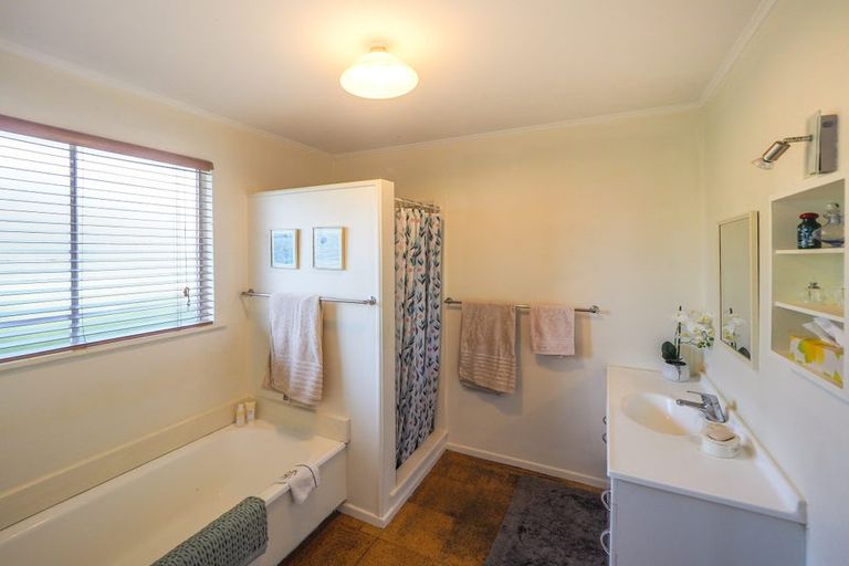 Photo of property in 62a Rimu Road, Raumati Beach, Paraparaumu, 5032