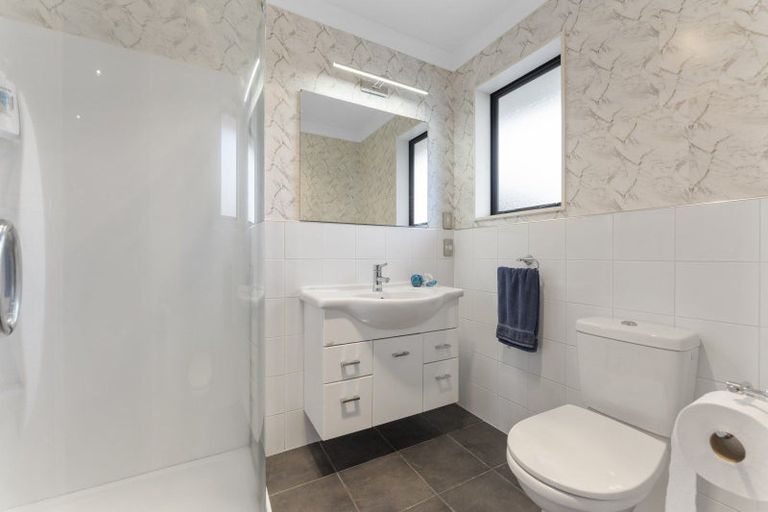 Photo of property in 10 Rodeo Drive, Kelvin Grove, Palmerston North, 4414