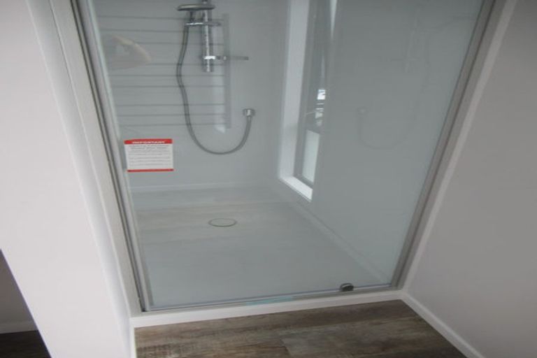 Photo of property in 28 Dahl Drive, Wallaceville, Upper Hutt, 5018