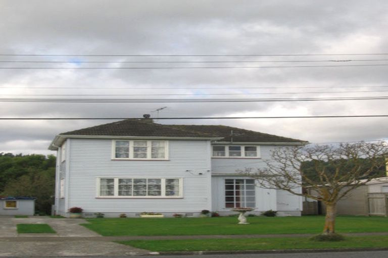 Photo of property in 84 Reynolds Street, Taita, Lower Hutt, 5011