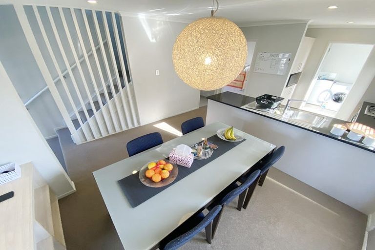 Photo of property in 4 Hirimate Place, Flat Bush, Auckland, 2019