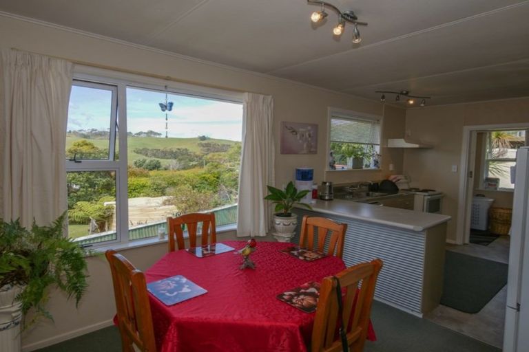 Photo of property in 27 Berghan Road, Coopers Beach, 0420