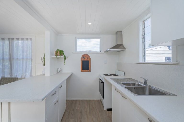 Photo of property in 2b Bryce Street, Whitianga, 3510