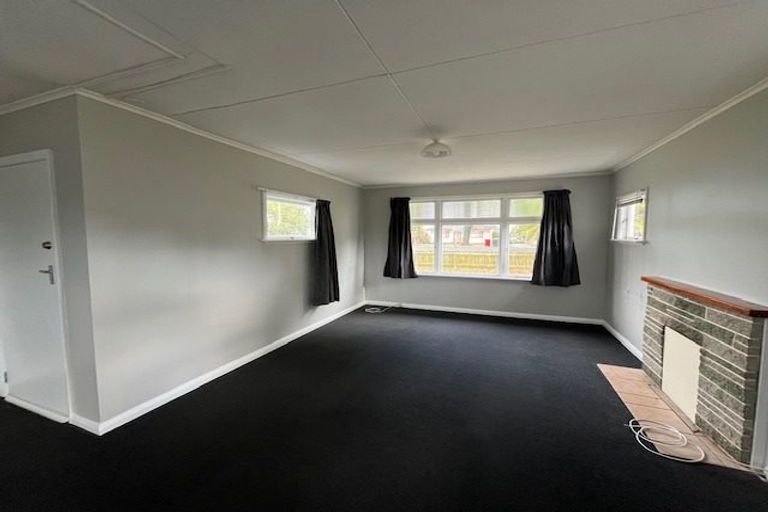 Photo of property in 32 Park Street, Foxton, 4814