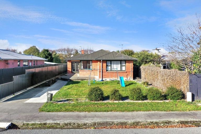 Photo of property in 37 Grove Street, Tinwald, Ashburton, 7700