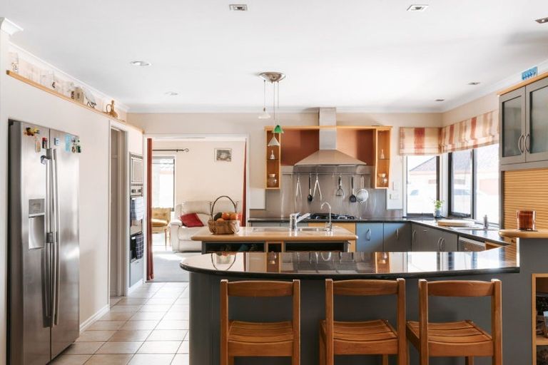 Photo of property in 38 Sanctuary Key, Papamoa Beach, Papamoa, 3118