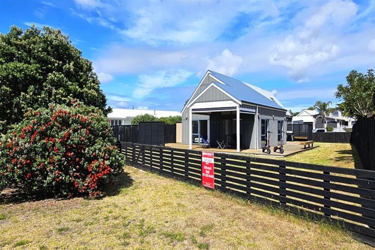 Photo of property in 108 Totara Place, Matarangi, Whitianga, 3592