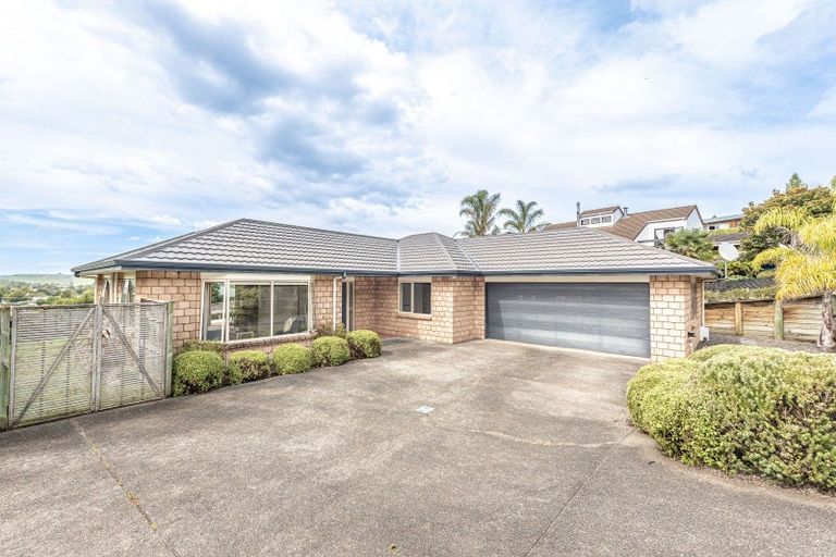 Photo of property in 64 Parkdale Drive, Aramoho, Whanganui, 4500