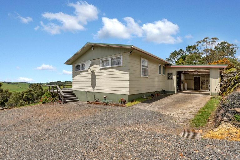 Photo of property in 2 Byles Road, Opuawhanga, Hikurangi, 0181