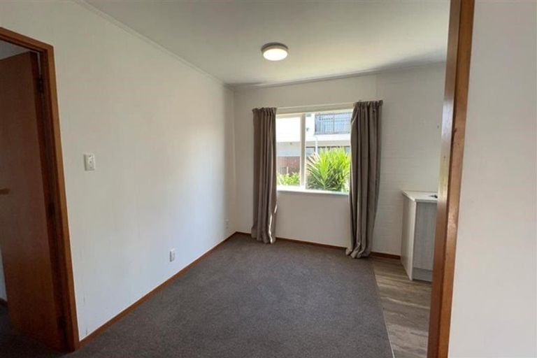 Photo of property in 2/1 Lyren Place, Half Moon Bay, Auckland, 2012