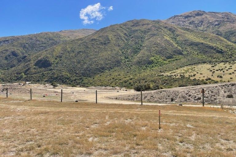 Photo of property in Gibbston Resort, 121 Toms Creek Road, Gibbston, Queenstown, 9371