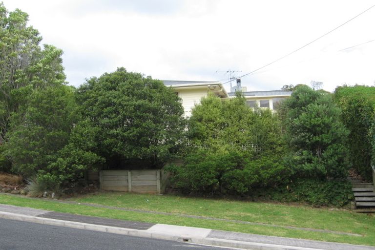 Photo of property in 2 Webb Place, Forrest Hill, Auckland, 0620