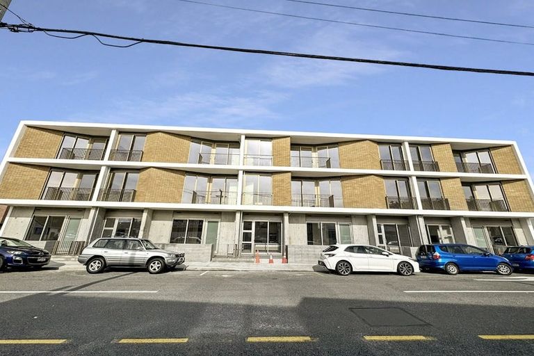 Photo of property in Vela Apartments, 109/2 Campbell Terrace, Petone, Lower Hutt, 5012